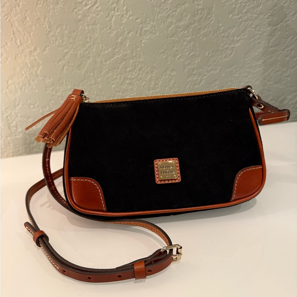 Dooney & Bourke Black and Brown Crossbody Bag brand new  so elegant